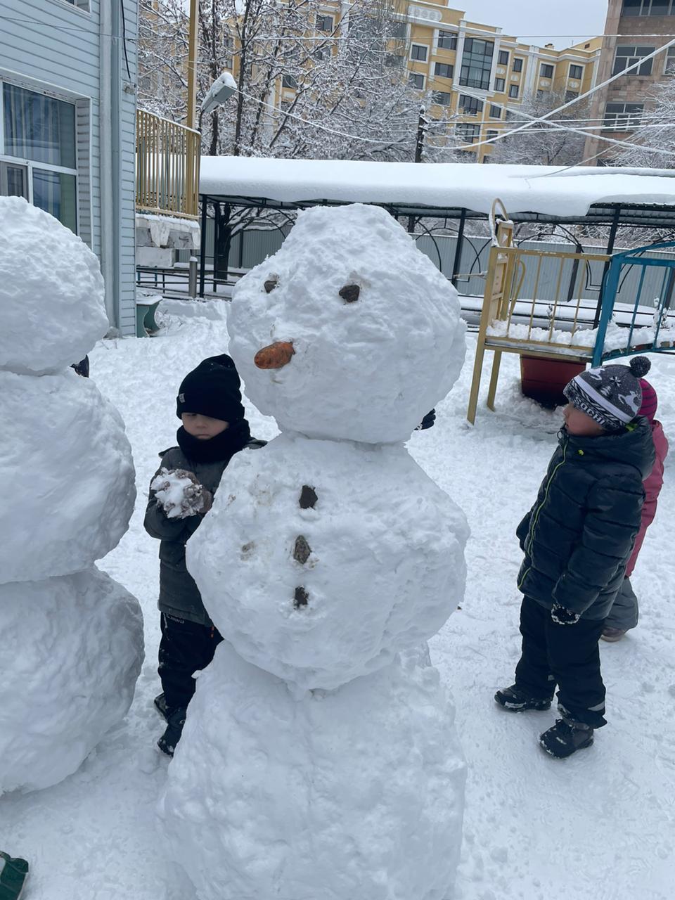 МАД топтарымен өткізілген спорттық ойын-сауық.